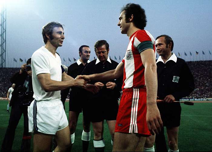 1972-Bayern-Munich-Schalke-Reinhard-Libuda-Franz-Beckenbauer.jpg